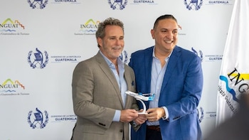 El Instituto Guatemalteco de Turismo anuncia la ruta aérea Guatemala-San Salvador con cuatro frecuencias semanales