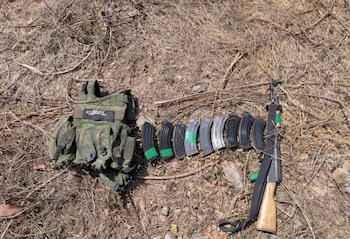 Objetos asegurados en el primer operativo. Crédito: Marina