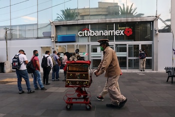 Además, las unidades correspondientes deberán