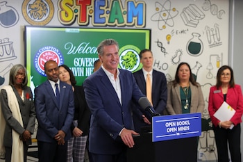 El gobernador Gavin Newsom vinculó la mejora en los resultados a la inversión sostenida en la educación infantil temprana y las escuelas comunitarias (REUTERS/Daniel Cole)