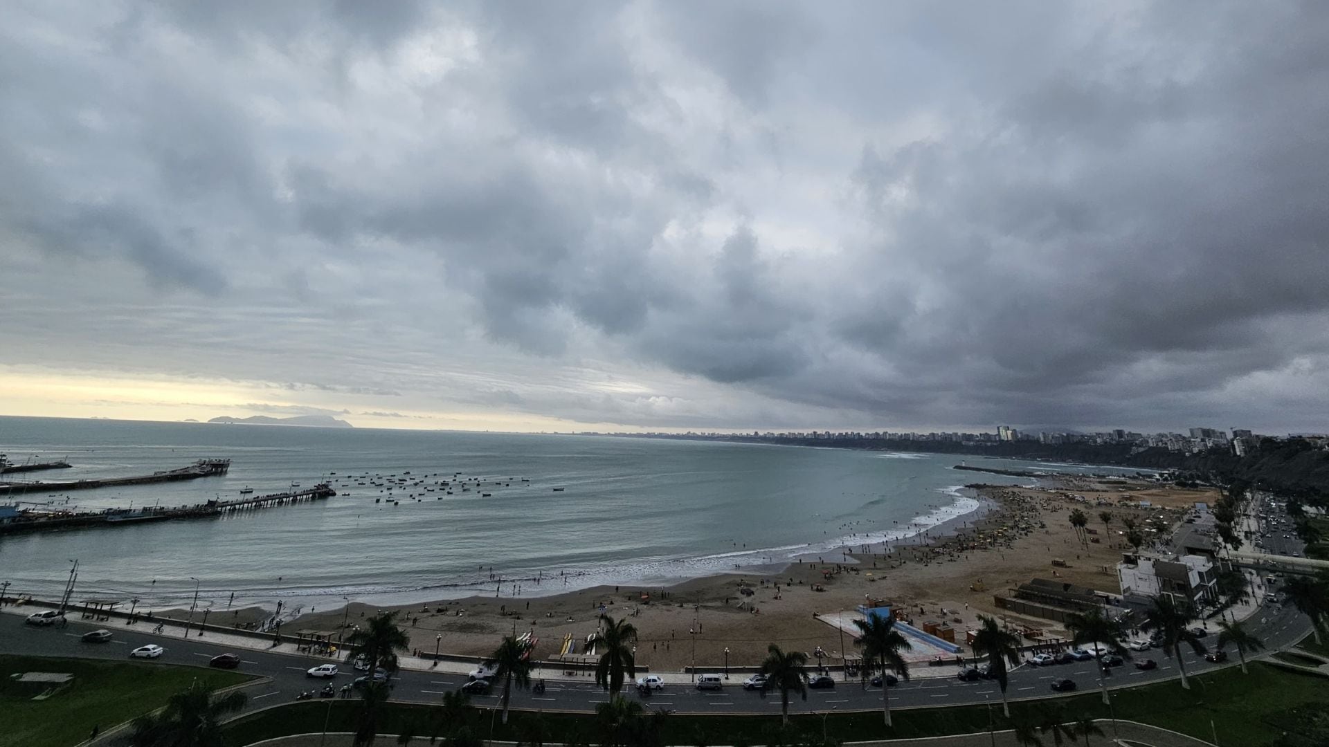 La costa de Perú registrará un fenómeno meteorológico catalogado como peligroso, según advirtió el Senamhi en un aviso. (Crédito: Senamhi)