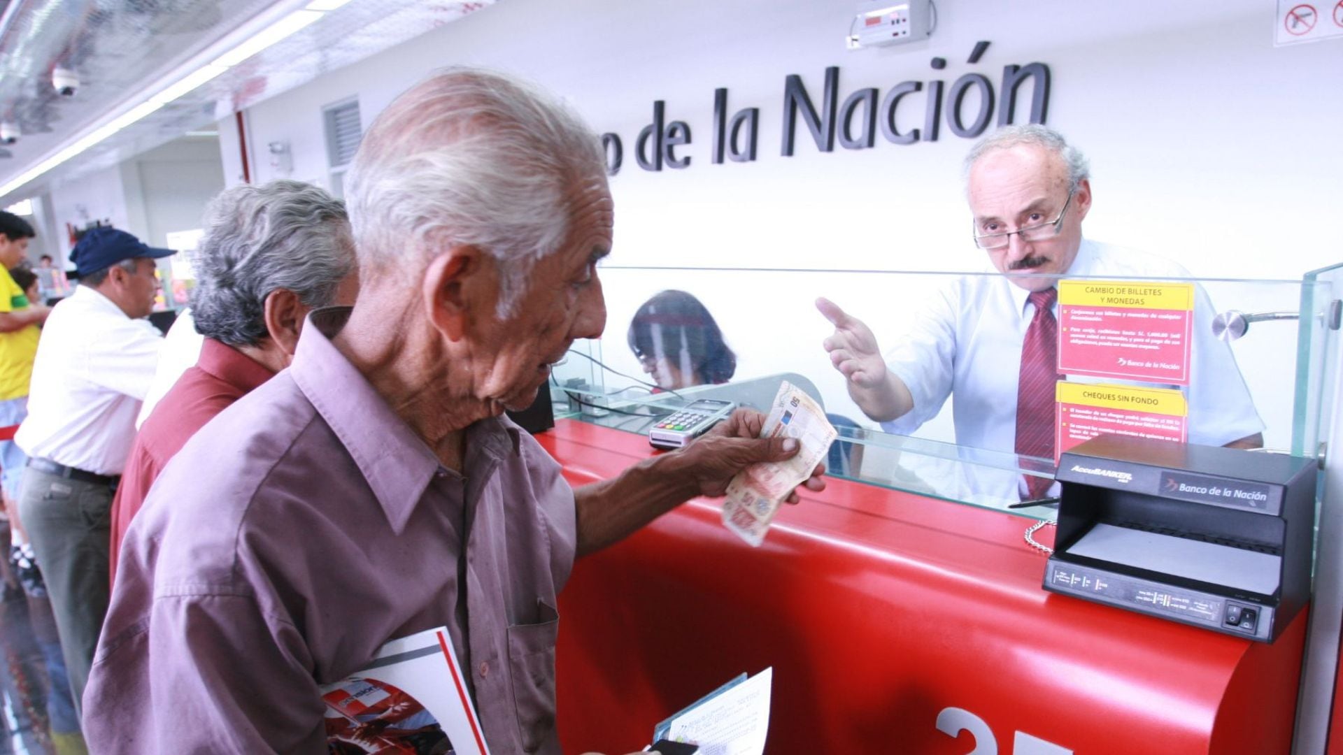Pensión 65 sube a S/700 este noviembre: ¿Cuándo se pagará el nuevo monto?
