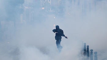 Al menos 20 detenidos en disturbios en Bruselas tras una manifestación contra los recortes del Gobierno belga