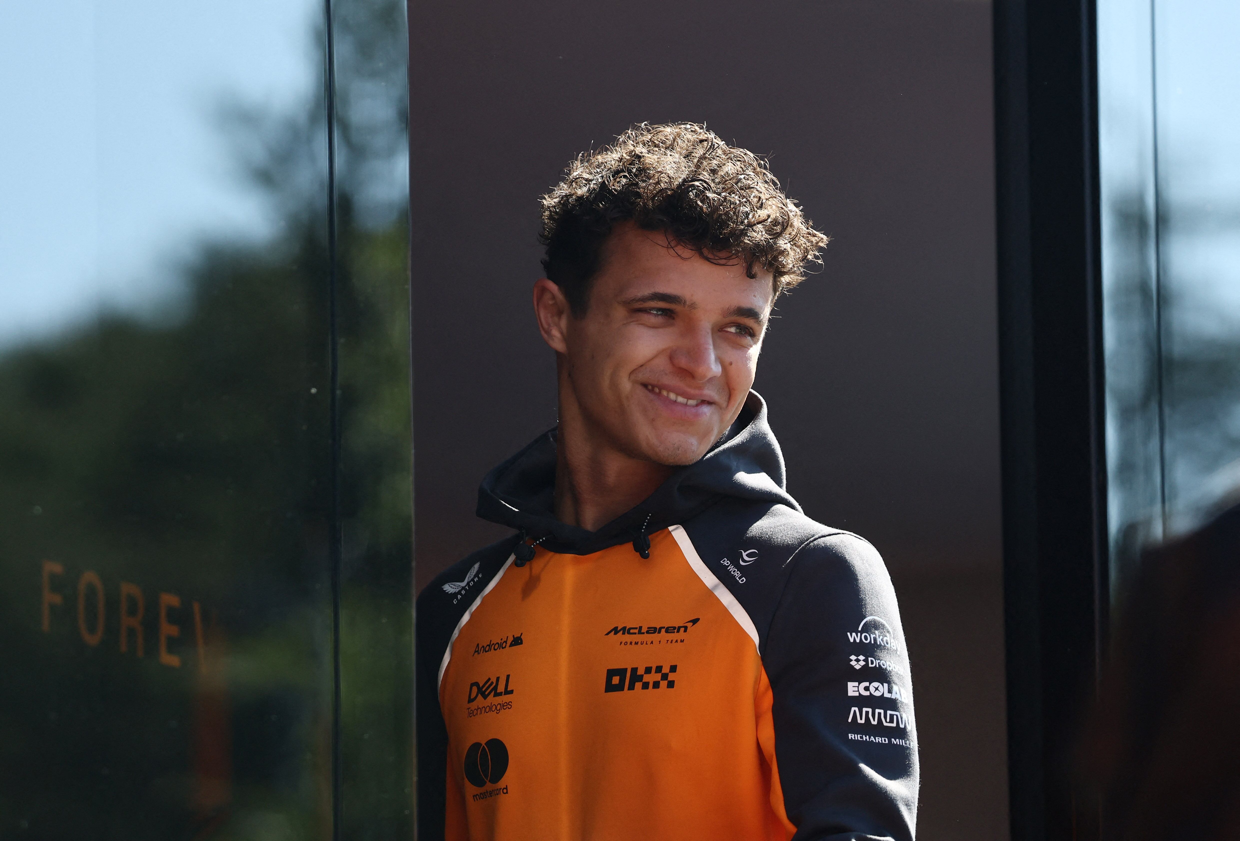 Lando Norris, uno de los principales aspirantes a quedarse con la carrera en Imola (REUTERS/Jakub Porzycki)