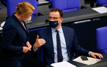 FOTO DE ARCHIVO: El ministro