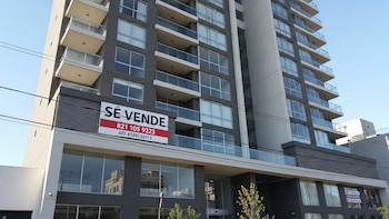 Las rebajas llegan a la vivienda: los vendedores recortan hasta 70.000 euros el precio de sus casas para encontrar comprador