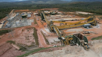 La Justicia paraliza la mina de litio de Sigma Lithium y suspende sus permisos ambientales en Minas Gerais