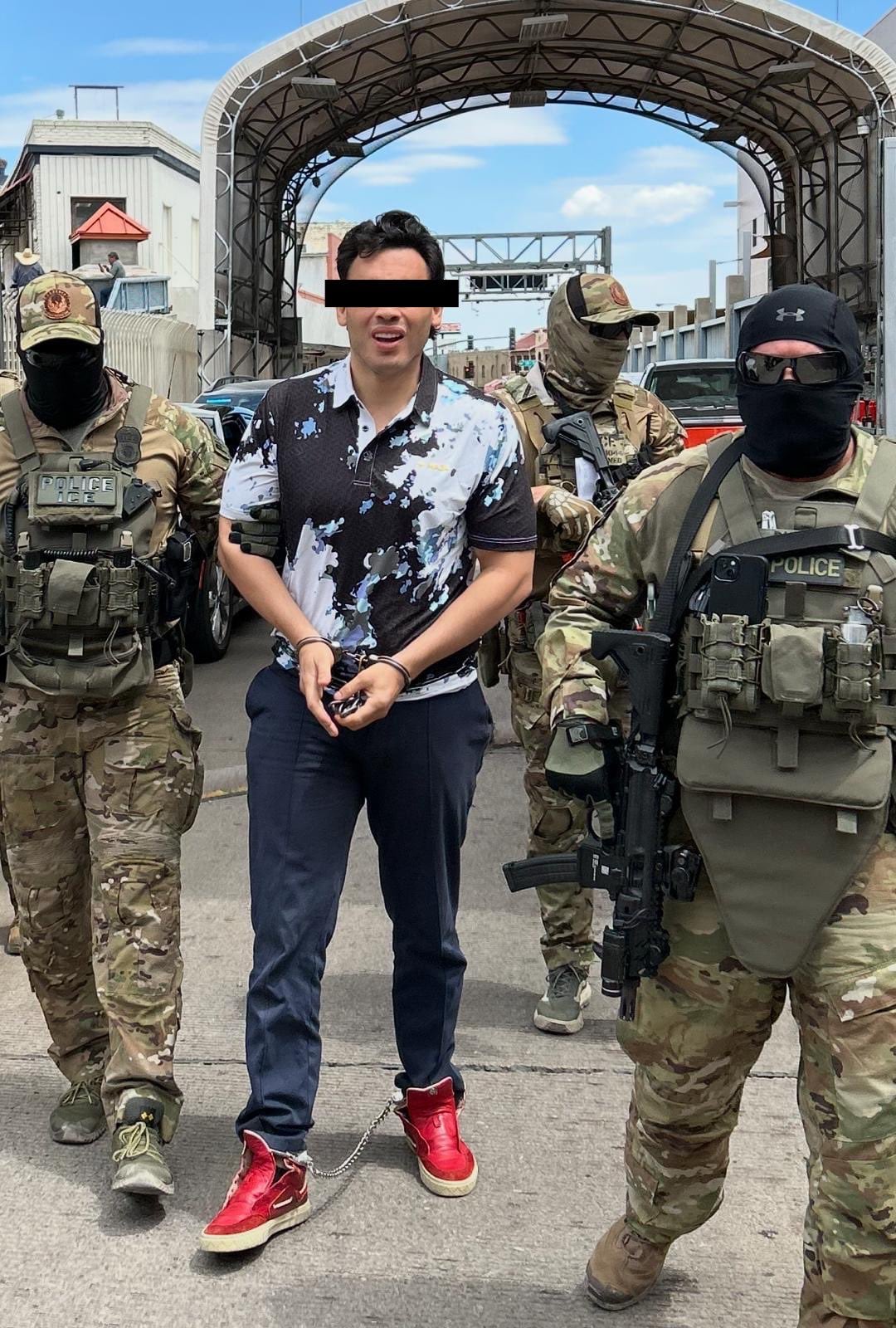 Julio César Chávez Jr. fue deportado por autoridades estadounidenses a México en agosto de 2025.Foto: X/@USAmbMex