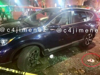 Un grupo de hombres armados