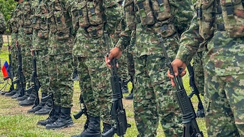 Nueva barrida en el Ejército a menos de un mes de terminar el Gobierno Petro: diez altos oficiales fueron retirados del servicio activo