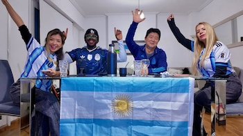 “¿Cómo pueden decir que Argentina es racista si esta es mi familia?”: las historias de amor detrás del video que se volvió viral