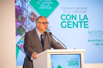 Ministro de Justicia, Néstor Osuna,