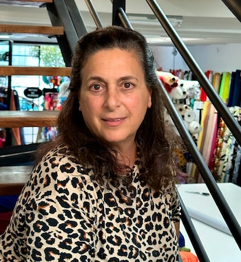 Virginia en su sedería: "Todas