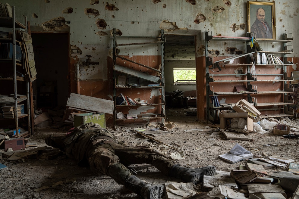 2GY5U6LPBO3OP6SFMXS7PGVLUE