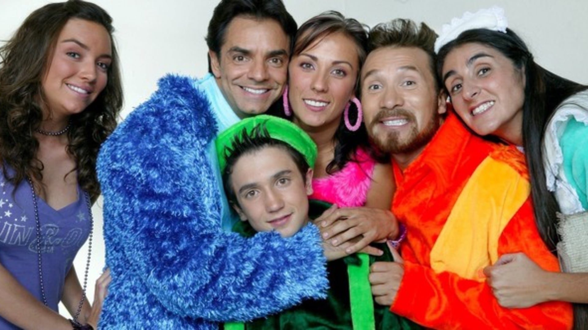 Eugenio Derbez bromea con una nueva temporada de ‘La Familia P. Luche’ y lo destrozan: “Solo así revive tu carrera”