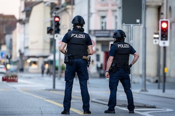 Policías en Aarau, Suiza. (EFE)