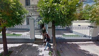 Fachada de la Embajada Argentina en Bolivia