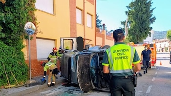 Fallece un conductor de La Codoñera (Teruel) al salirse de la A-1409 y chocar contra un árbol en Torrevelilla