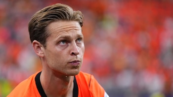 De Jong confirma el temor del FC Barcelona con una rotura de ligamento en la rodilla