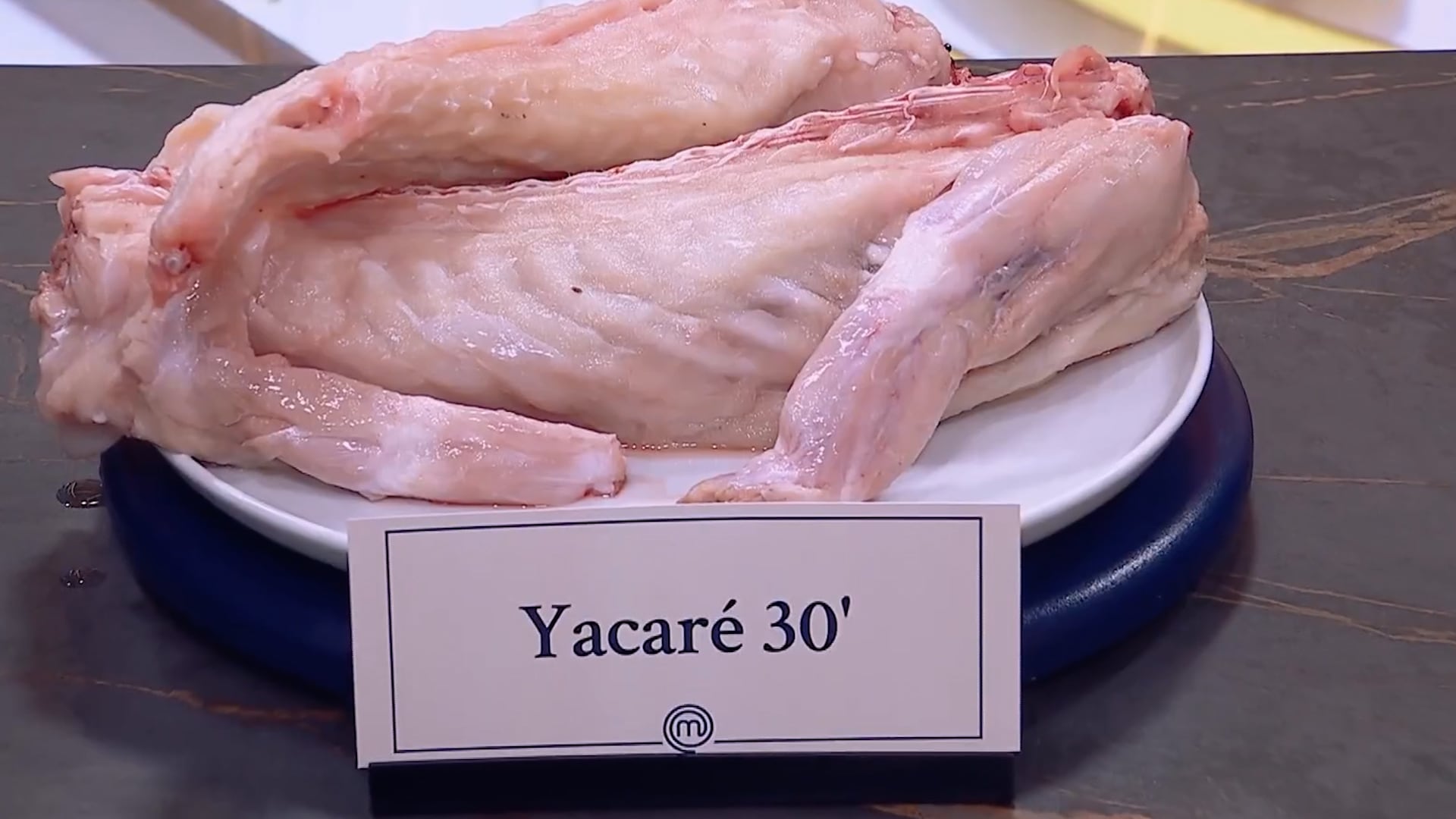 El jurado de Masterchef Celebrity advirtió sobre la importancia del manejo del tiempo y la necesidad de medir cuidadosamente cada jugada en la subasta