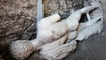 Encuentran en Bulgaria una estatua