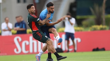 Nicolás González marcado por Milton