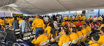 La presidenta Laura Fernández fijó una condición explícita sobre los 1,500 empleos directos que generará la fase de construcción: que queden en manos de personas que viven en Limón. Foto cortesía.