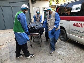 Al menos 135 muertos tras