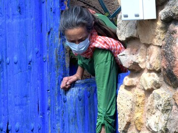 01/01/1970 Paola Dominguín, con mascarilla,