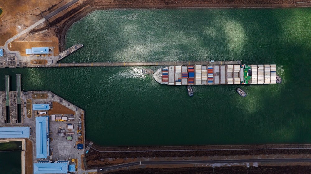 El nivel de los lagos y las lluvias determinan la capacidad operativa del Canal. Shutterstock