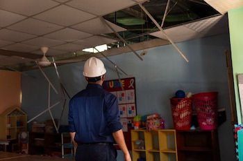 El terremoto destruyó 35 escuelas públicas y obliga al Gobierno a preparar alternativas educativas (Foto cortesía Ministerio de Educación)