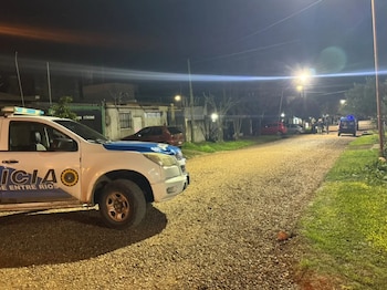 La Policía investigaba el ataque ocurrido frente a un lavadero de Concepción del Uruguay, donde un hombre resultó herido tras una balacera (Fuente: La Pirámide)