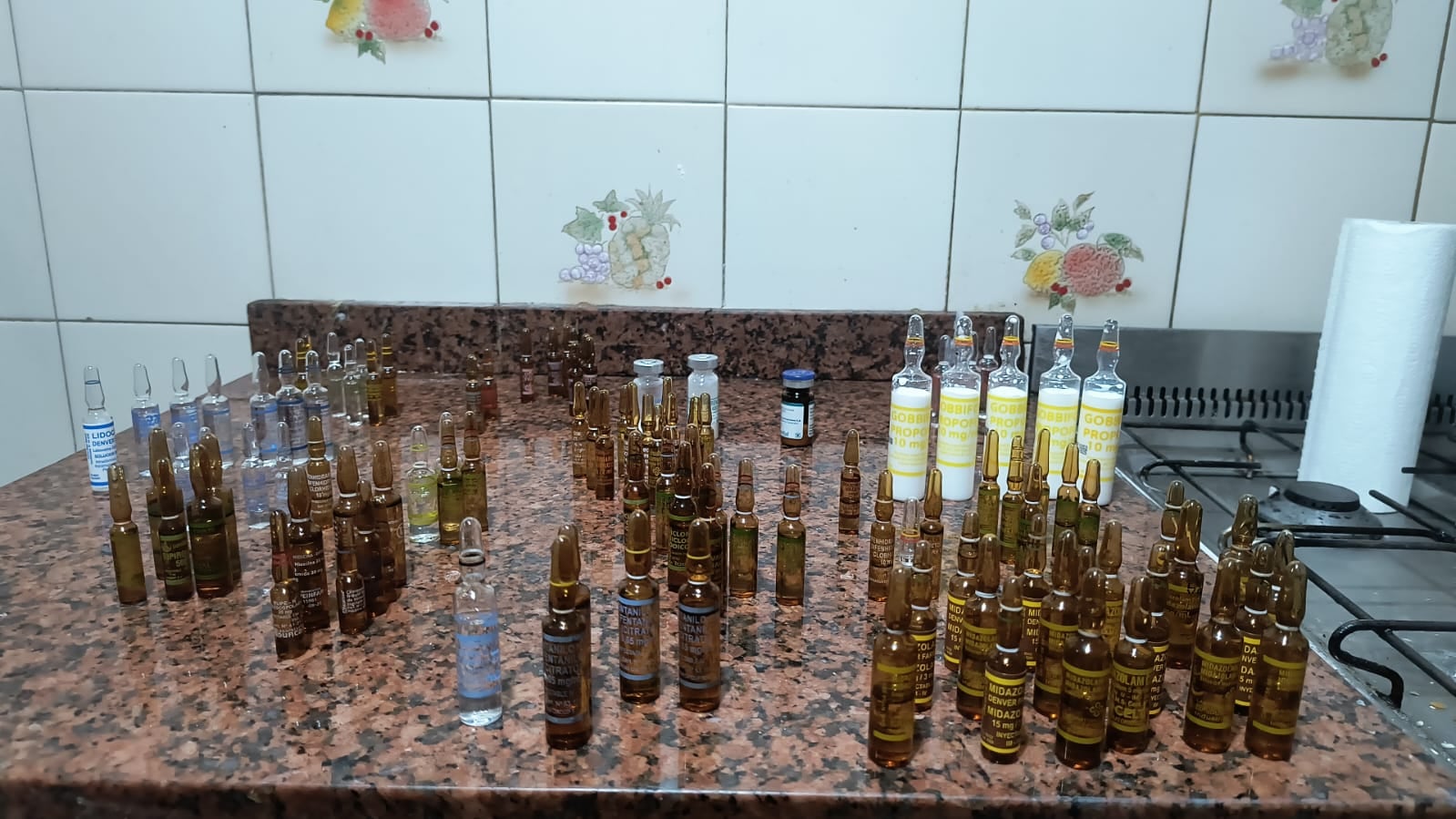 Las ampollas encontradas en el departamento del enfermero en Palermo