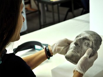 La máscara mortuoria de Benito