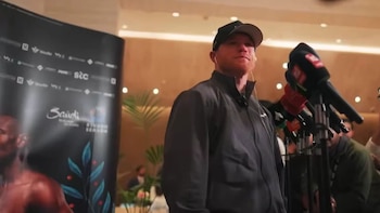 Canelo Álvarez llega a Riad bajo alerta por posibles ataques: así fue recibido antes de su pelea contra Mbilli
