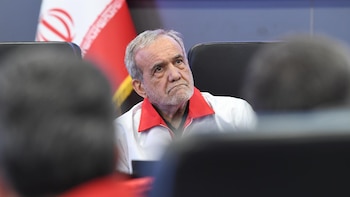 Pezeshkian condiciona negociaciones "auténticas" con EEUU al levantamiento del bloqueo a puertos iraníes