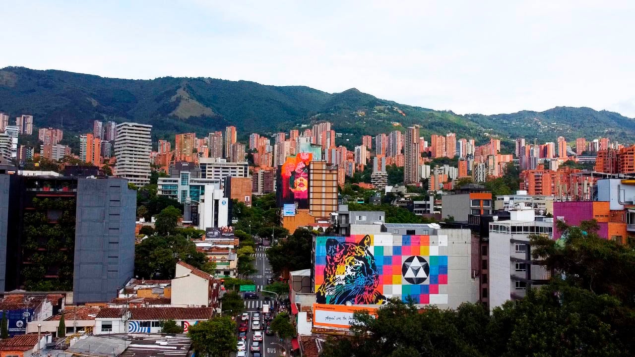 Las autoridades realizaron 408 inspecciones a alojamientos de renta corta y anunciaron que mantendrán los controles junto con programas de asesoría para anfitriones - crédito Alcaldía de Medellín