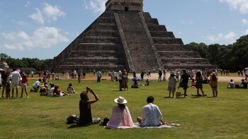 INAH anuncia reapertura de Chichén Itzá tras acuerdo con artesanos