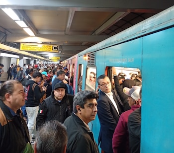 Aglomeraciones en la Línea 5