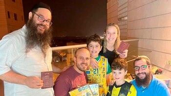 Yosi y Daniel visitan a