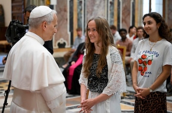 León XIV con los jóvenes de la Diócesis de Copenhague