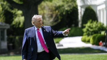 Trump advierte a Irán de que "el tiempo corre" y advierte de que "no quedará nada de ellos" si ataca