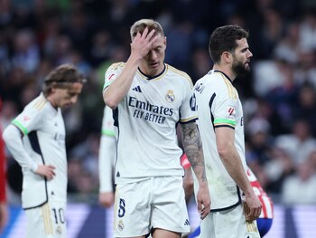 Soccer Football - LaLiga - Real Madrid v Atletico Madrid - Santiago Bernabeu, Madrid, Spain - February 4, 2024 Real Madrid's Toni Kroos looks dejected after the match REUTERS/Isabel Infantes