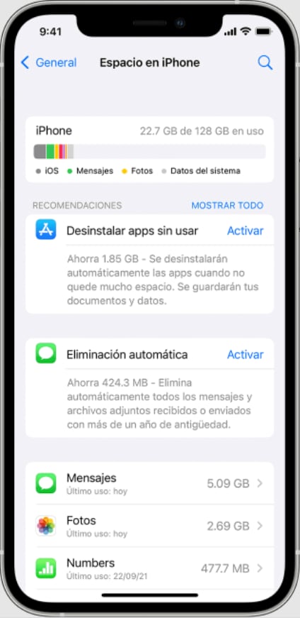 En iPhone también se ofrecen recomendaciones para liberar espacio.