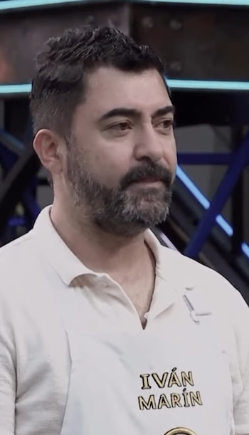 Iván Marín fue duramente cuestionado por los jurados en la primera presentación de plata en 'Masterchef Celebrity' - crédito captura de pantalla Canal RCN