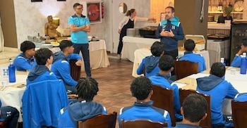 La selección Sub-17 de Honduras realiza una concentración en Madrid como parte de su preparación para el Mundial de Catar 2026. (Cortesía: FFH)