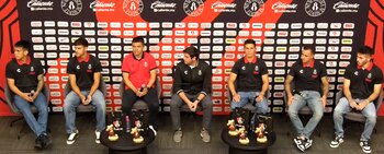 Conferencia de Atlas presentando sus