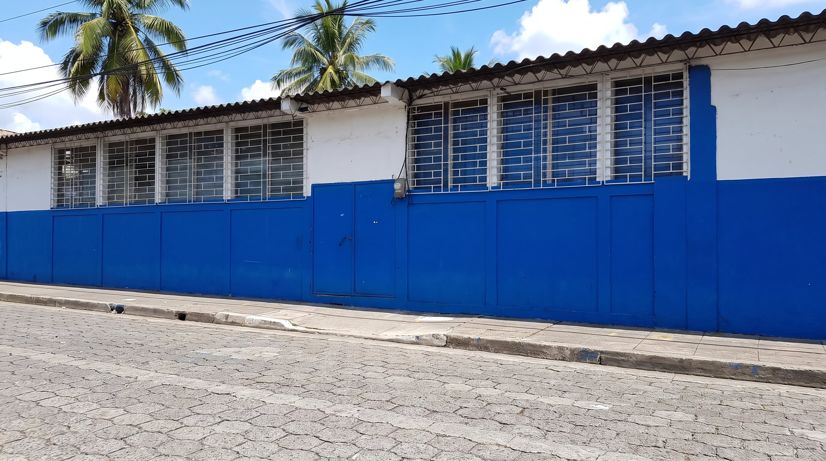 El Salvador: Capturan a menor de edad acusado de disparar en escuela y lesionar a un estudiante