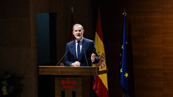 El Rey visitará mañana junto