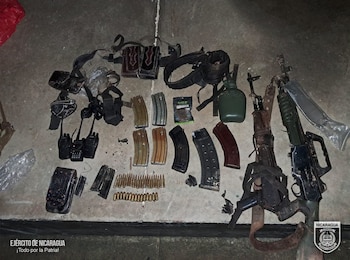 Un operativo del Ejército de Nicaragua en el cerro Los Cocos dejó dos presuntos delincuentes muertos en la zona rural de Siuna. (Foto redes sociales Ejército de Nicaragua)